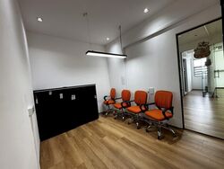 Oxley Bizhub (D14), Office #590664261